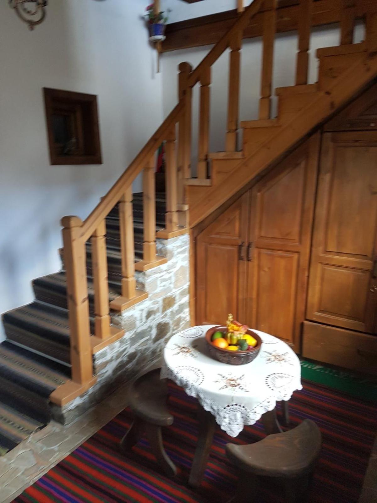 Тодорината Къща Hotel Lesten Kültér fotó