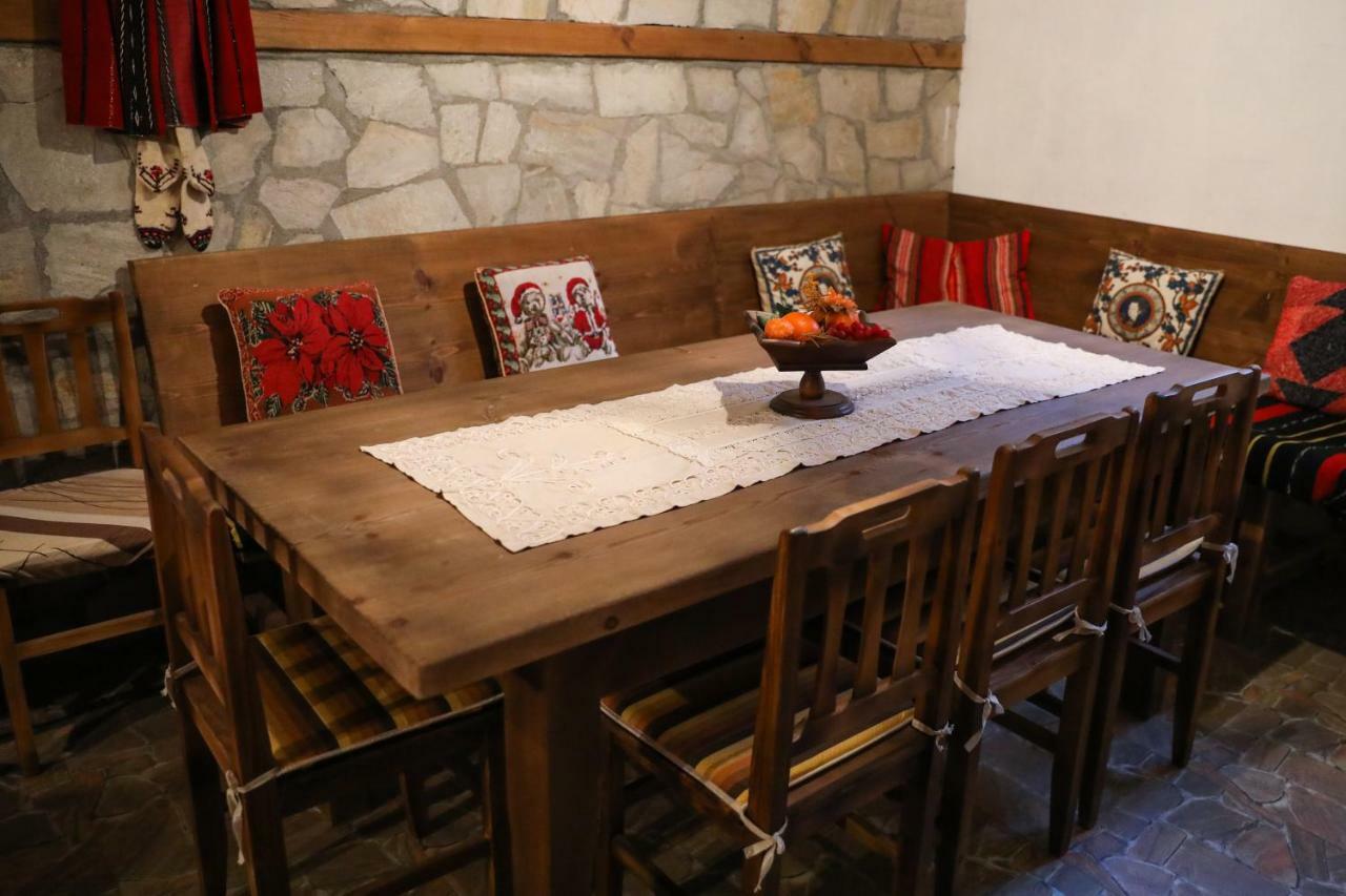 Тодорината Къща Hotel Lesten Kültér fotó